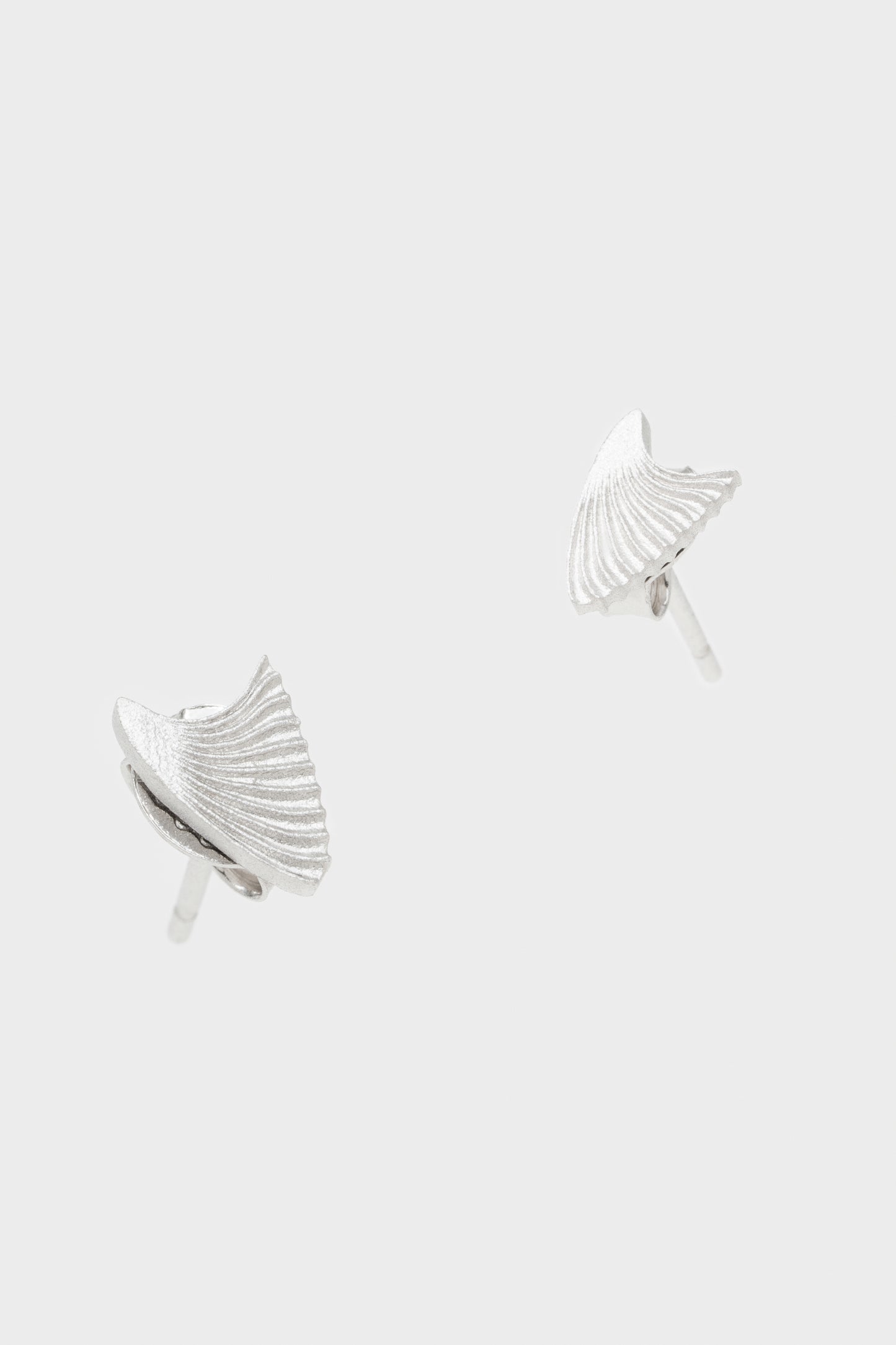Shark fin Earrings